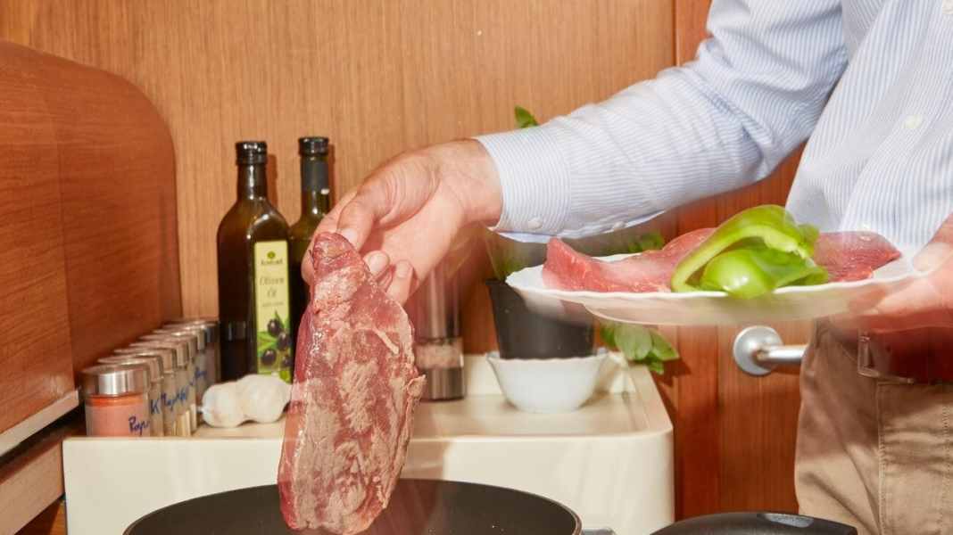 Spécial été : Guide : Restauration à bord