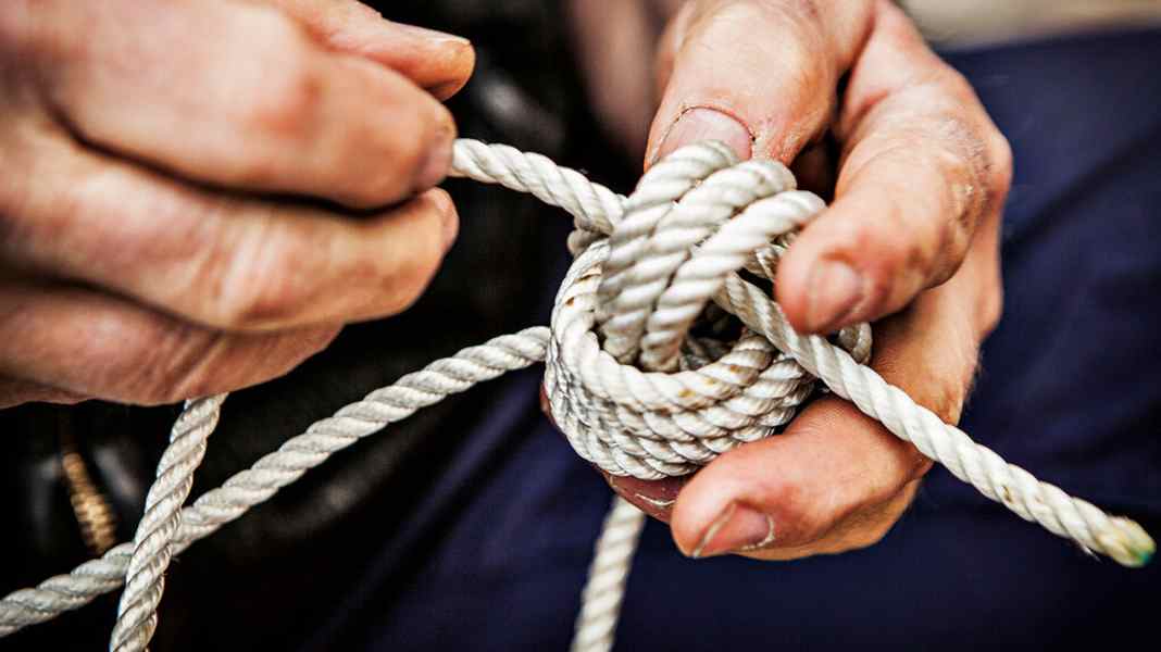 Nodi: I marinai devono essere in grado di eseguire questi sei nodi