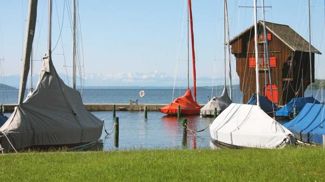 Protection solaire : comment protéger votre bateau du soleil