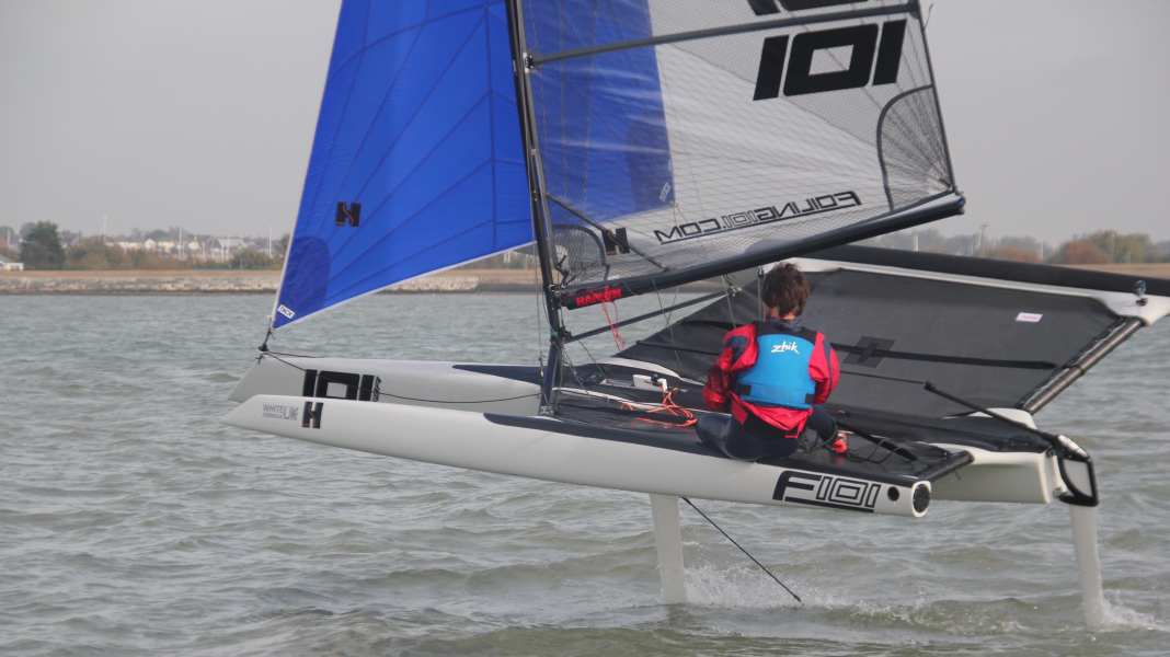Foiling F101: Foiling easier, bathing less