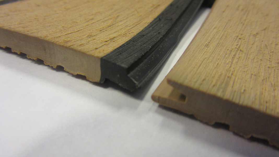 Decksbelag: Fast wie echt: synthetisches Material von NuTeak