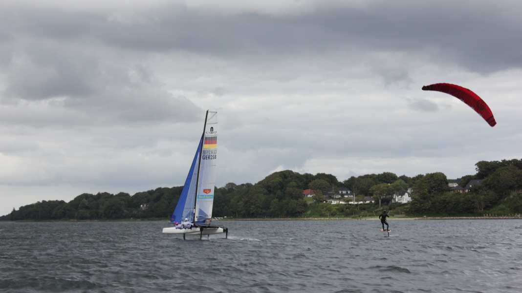 Olympic sailing: lots of foiling fun: Flying with the new Nacra 17!