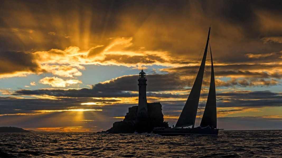 48ème Rolex Fastnet Race : Flotte record pour la Fastnet Race : d'abord un service, puis le départ