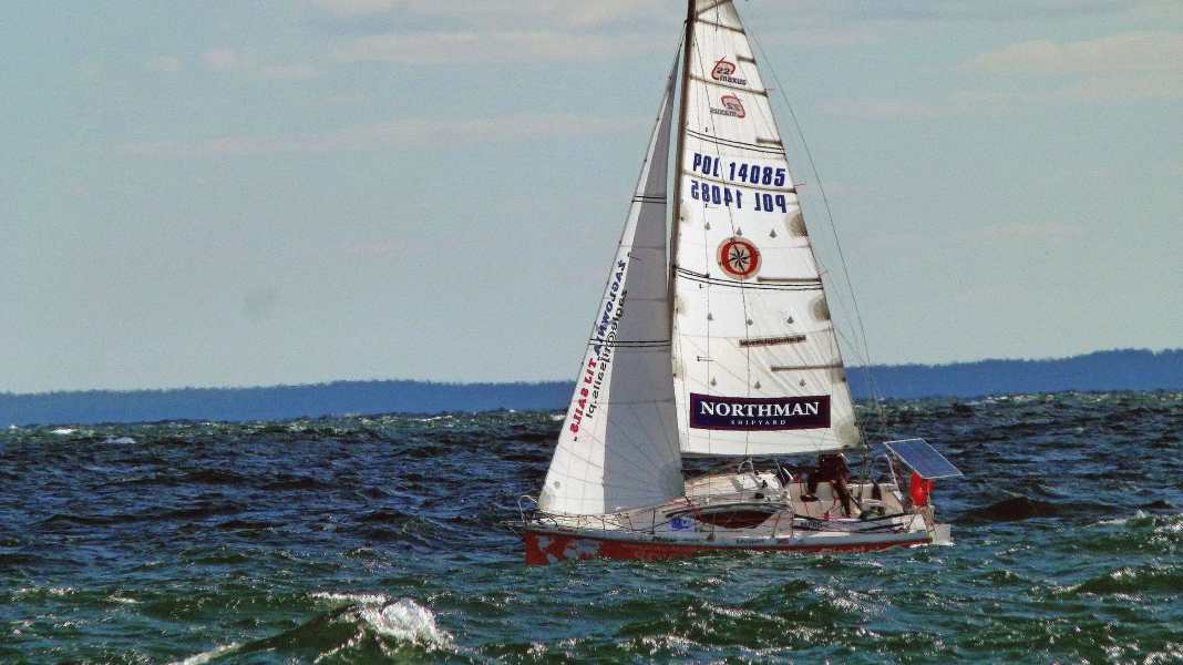 Solo nonstop : dans le minuscule au large du Cap Horn