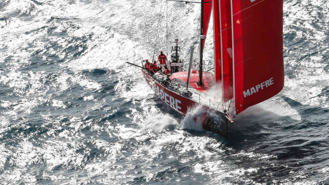 Volvo Ocean Race: Red and white victory at Christmas: Mapfre closes the bag