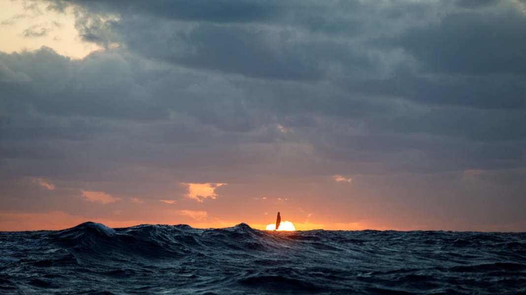 Volvo Ocean Race: Dongfeng domina, AkzoNobel resiste e Mapfre continua ad avanzare