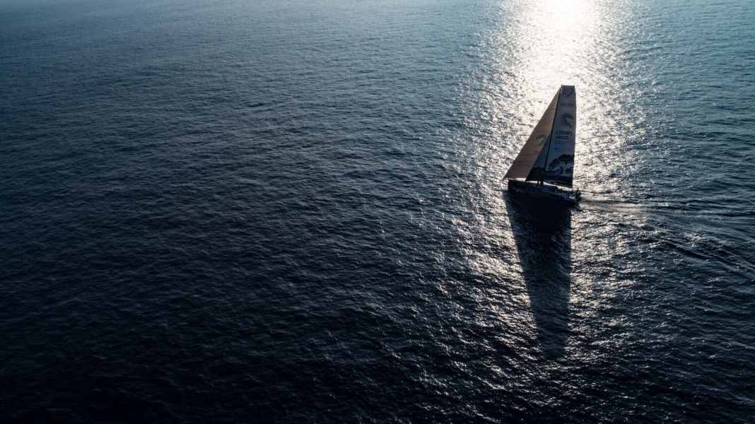 Volvo Ocean Race : une bataille de chaleur impitoyable sur la ceinture de Kalmen