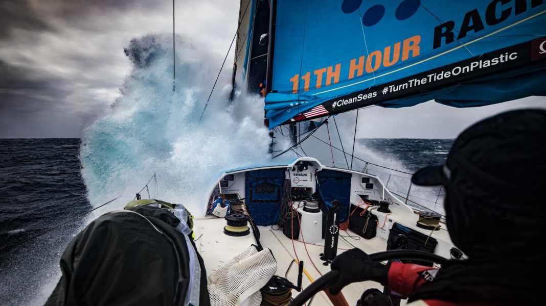 Volvo Ocean Race: Like fluffballs along the ice edge