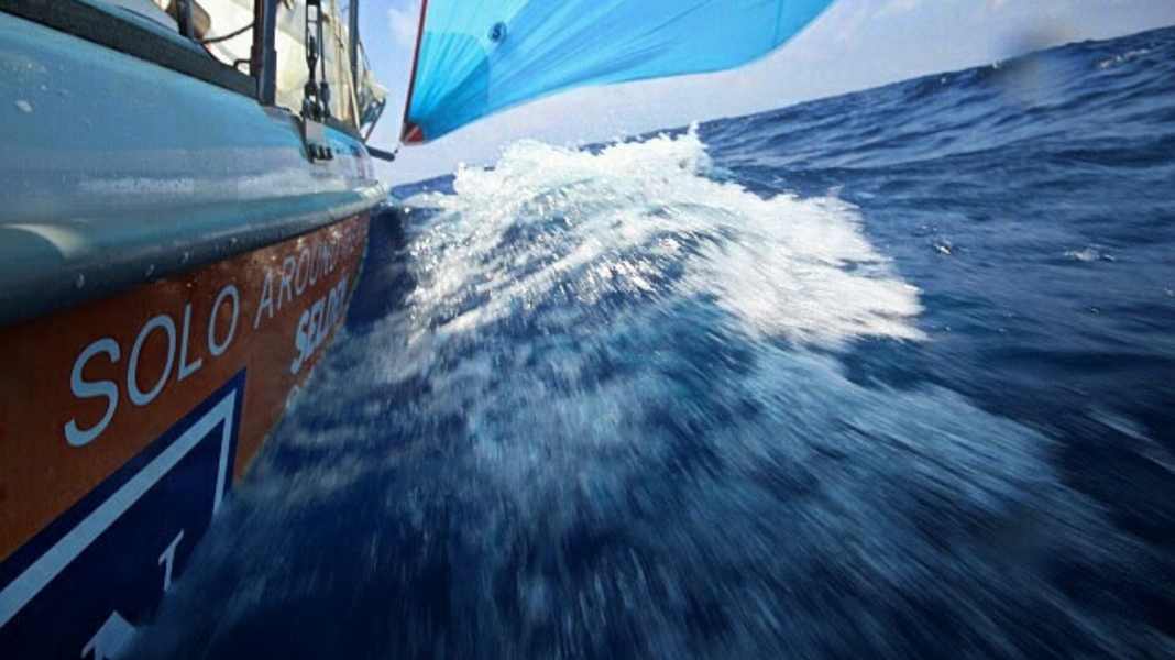 Giro del mondo in solitaria: circumnavigazione senza scalo su 22 piedi - ultimo colpo di coda per Kuczynski