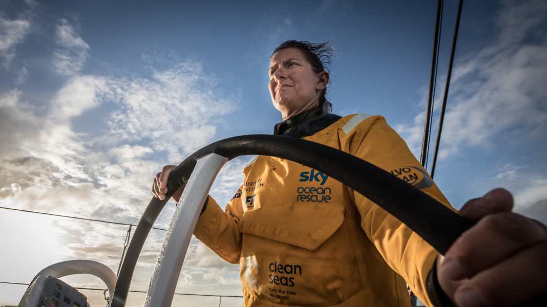 Volvo Ocean Race : "Catch me if you can" : Six bateaux chassent l'équipe de Dee Caffari