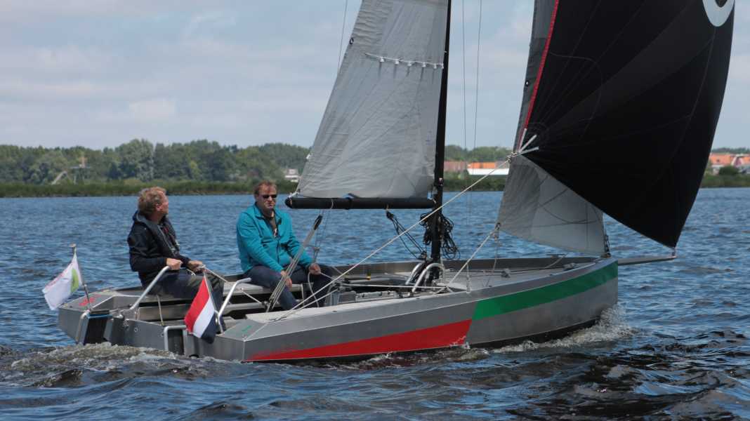 Prova della barca: Gommone da turismo Lelie Classe 560: diverso, accattivante, in alluminio