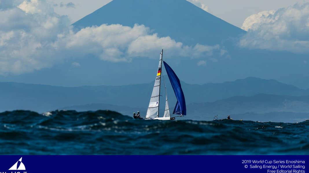 Voile olympique : Test olympique avant Enoshima : début avec victoire et crash