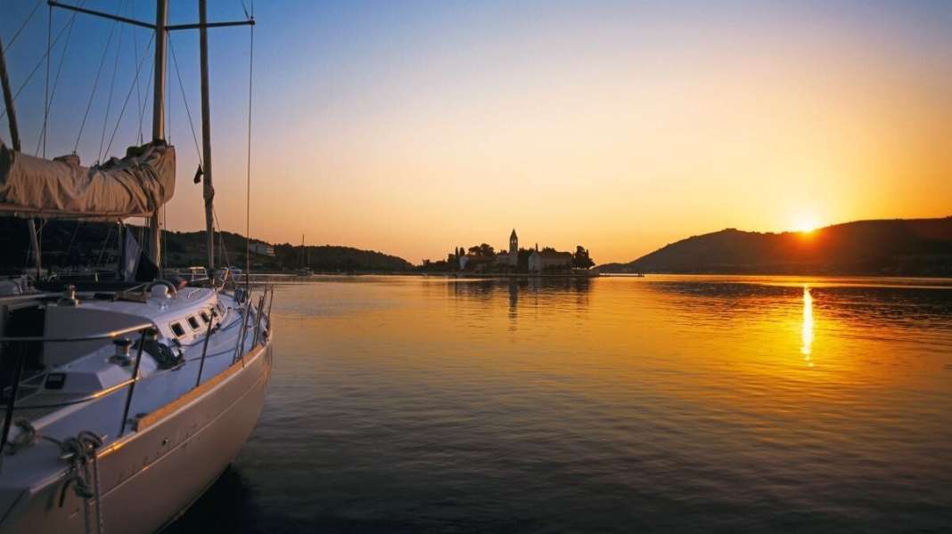 Moorings: Changing area to the Mediterranean: tips and costs