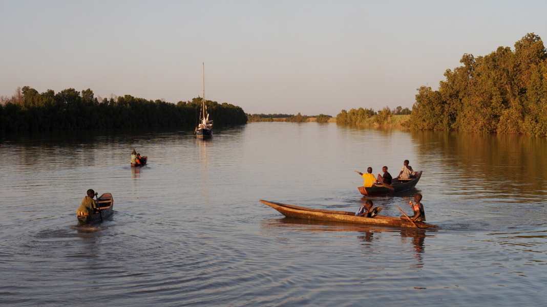Blue Water Blog: Adventure Africa: Travelling on the Gambia River