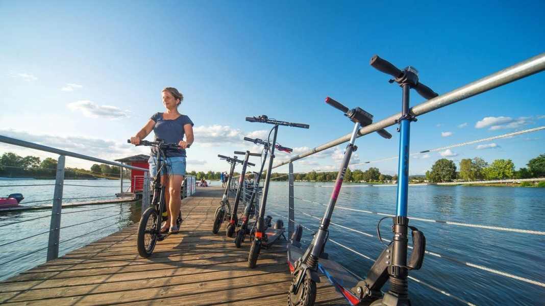Equipment test: scooters with electric drive put to the test