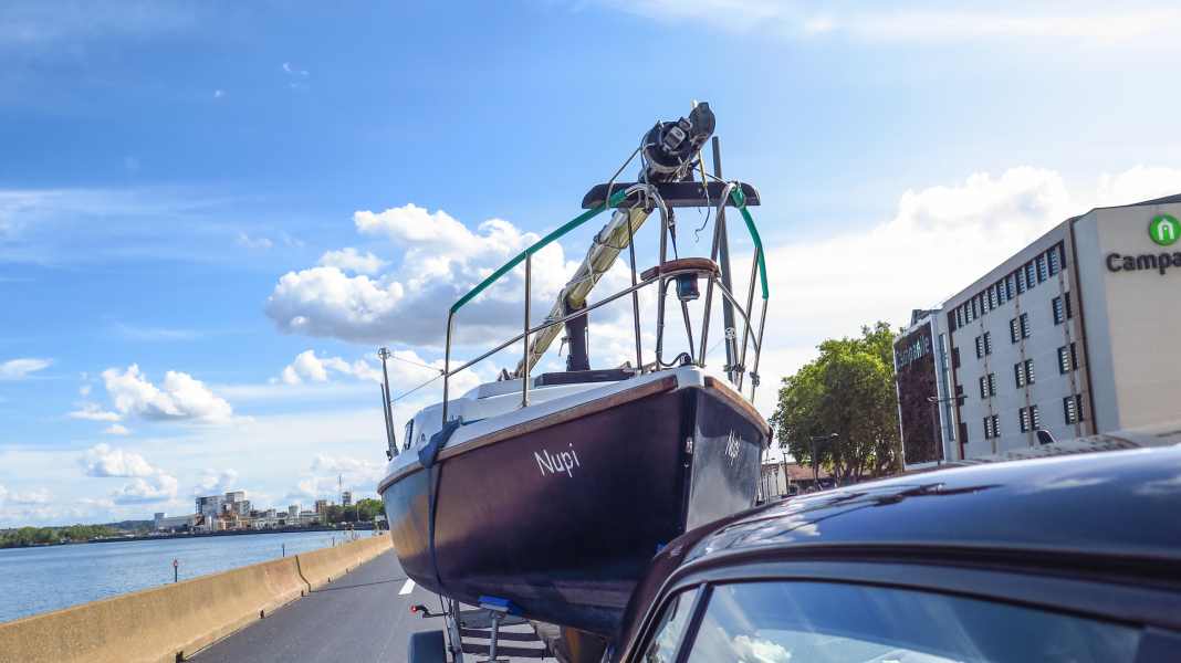 Voyage en train : En route pour le sud de la France en bateau-remorque