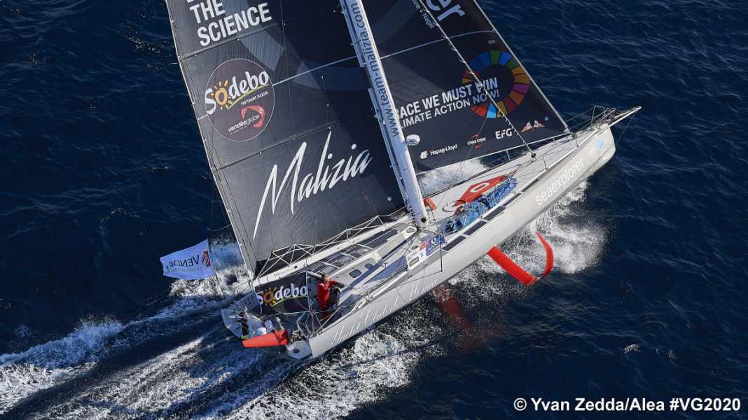 Regatta: Vendée Globe: Herrmann limps round the Cape with damage