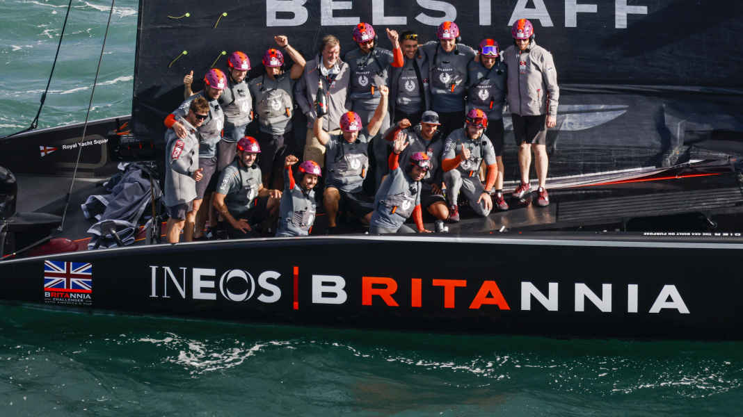 America's Cup: Prada Cup: Brits fly into the final at a speed of 50 knots
