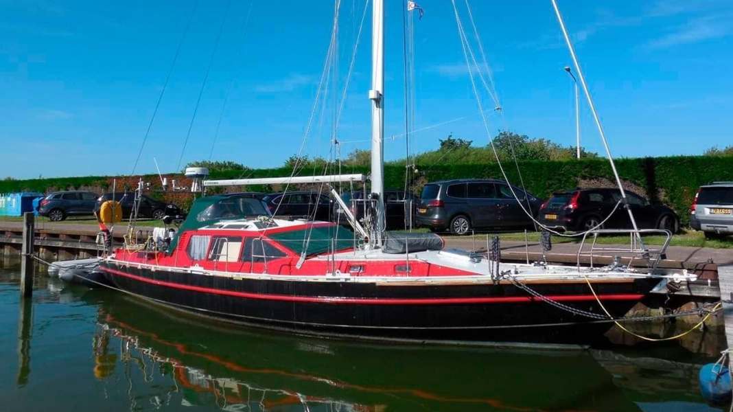 Havarie: Stahlyacht nach Wassereinbruch auf dem Atlantik aufgegeben