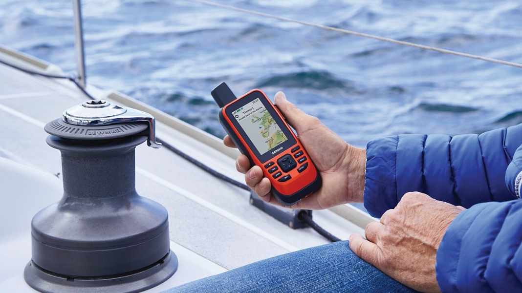 Communication on board: Five satellite phones for sailors