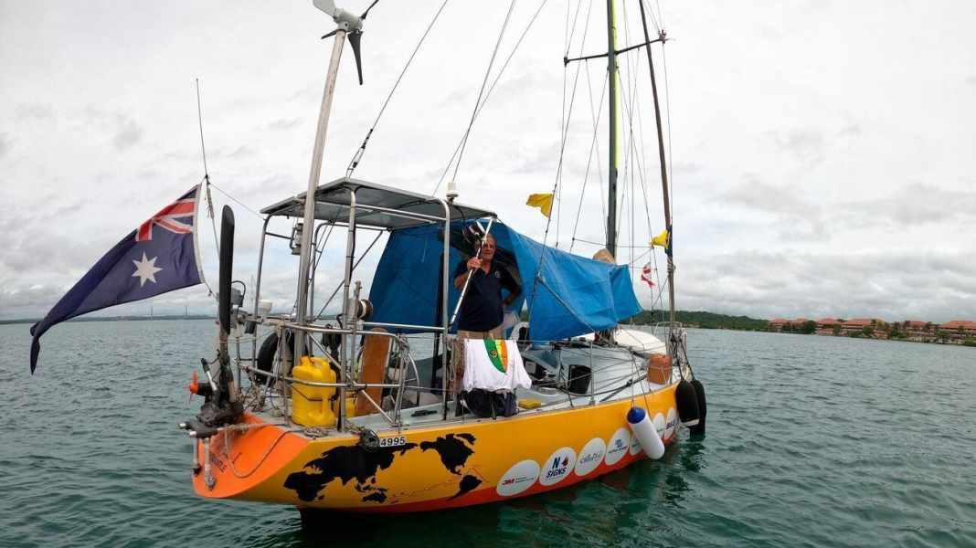 Eau bleue : Jon Sanders : onzième tour du monde à la voile accompli à 81 ans !