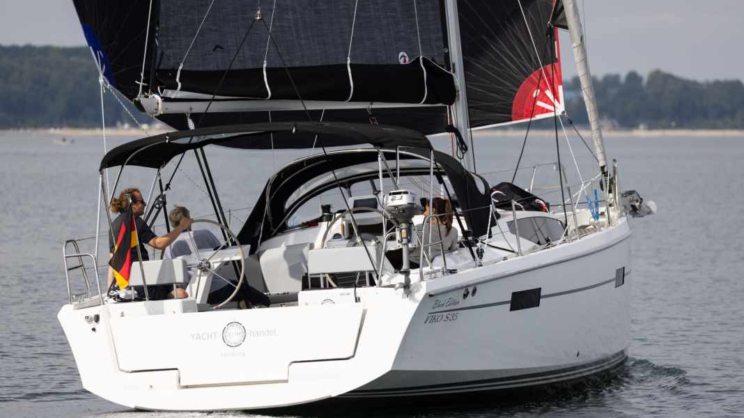 Prova dello yacht: Viko S 35 Black Edition