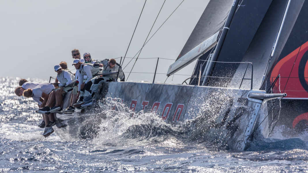 52 Super Series a Minorca: il ritorno dell'equipaggio del "Platoon" di Harm Müller-Spreer