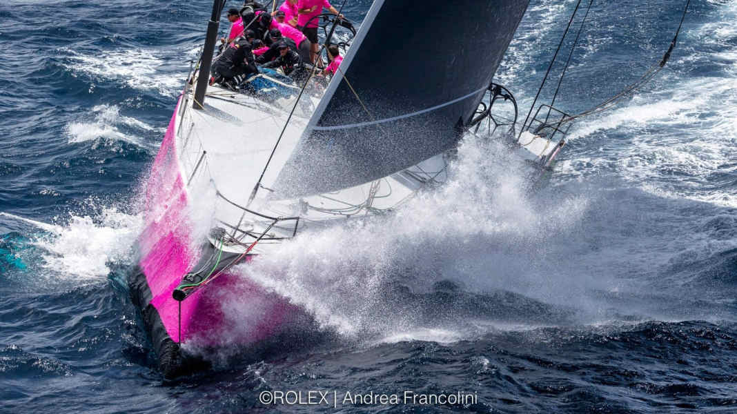 76th Rolex Sydney Hobart Race: "Love and War" leads the handicap classification in the fractional race