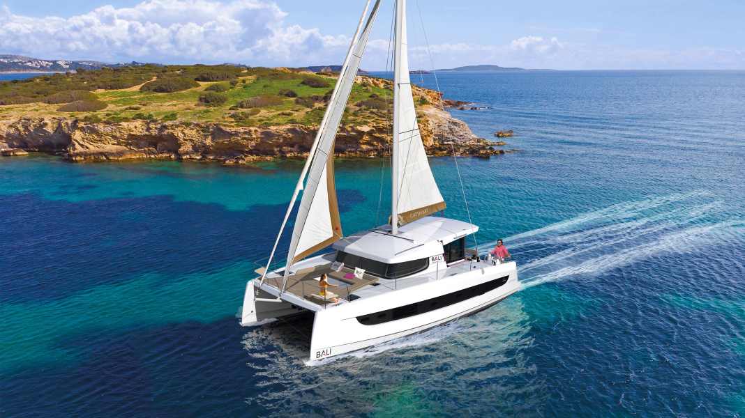 Boote aktuell: Kompaktes Paket für Einsteiger: der neue Bali Catsmart