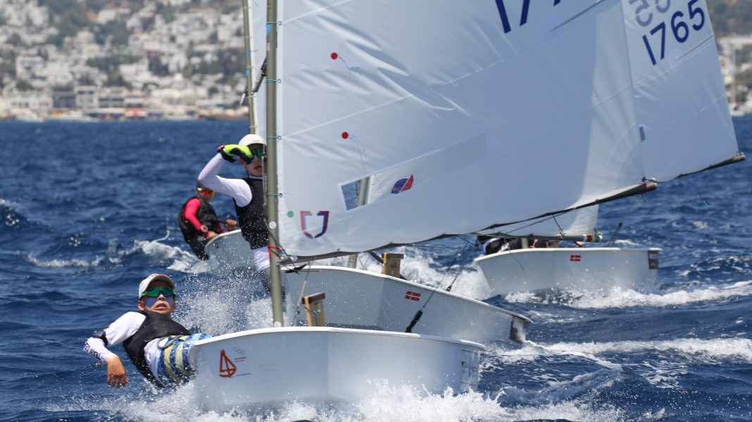 Opti-WM: Young sailors fight for the world's best off Bodrum