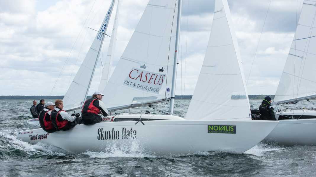 84a Settimana di Warnemünde: nono oro al Campionato del Mondo in H-Boat per il criceto Høj Jensen, vincitore del titolo.