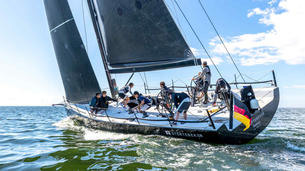 1ère Roschier Baltic Sea Race : "Störtebeker" à la troisième place, "Outsider" a manqué de 700 mètres