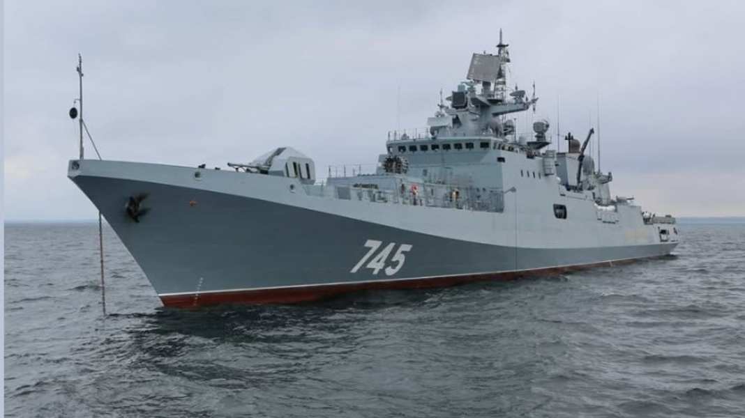 Dangerous escalation: Russian frigate fires on British yacht in the English Channel