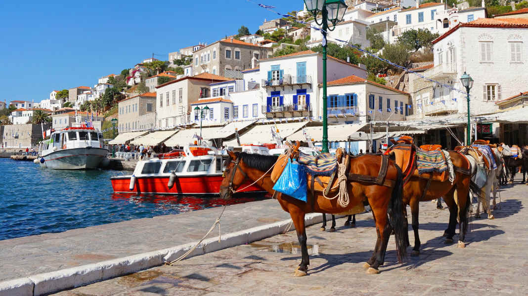 Destinations de rêve en Méditerranée : Hydra, la perle sans voiture de la Grèce