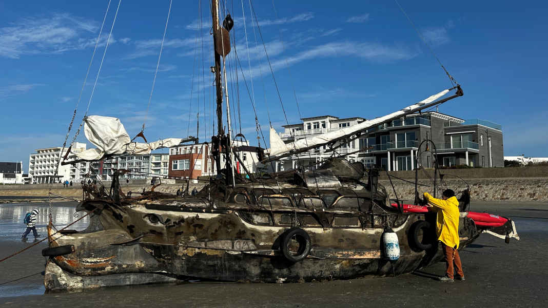 Law: When may a yacht be prevented from setting sail?