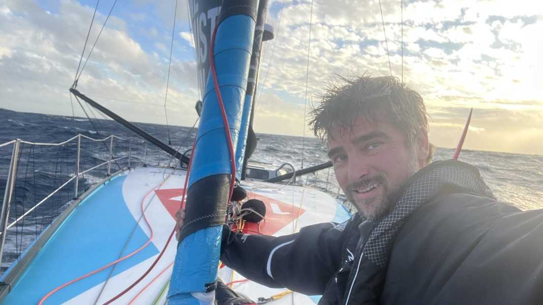 Route du Rhum : Boris Herrmann passe à un cheveu de la rupture du mât !