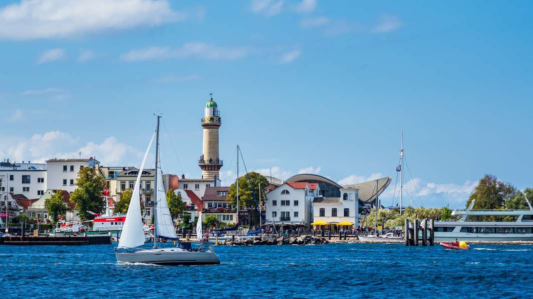 Hotspot sul Mar Baltico: Warnemünde - tra la teiera e la regata