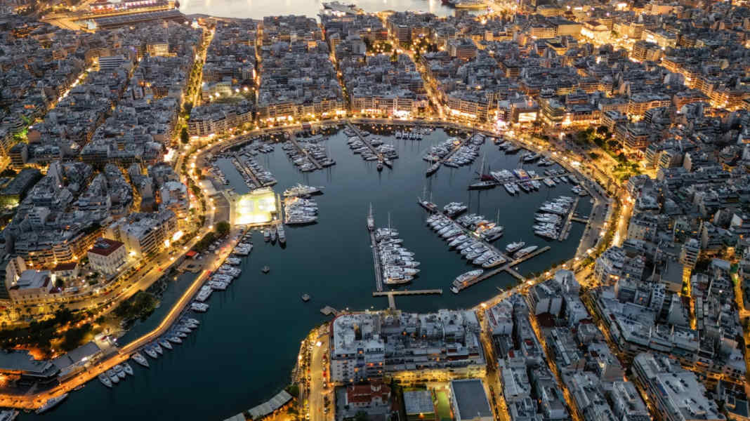 Top marinas: Ancient harbour of Athens - Marina Zea in Piraeus