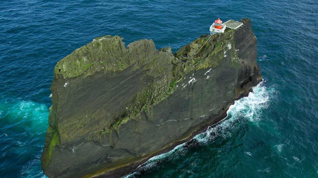 Fari speciali: Þrídrangar – l’Everest dei fari