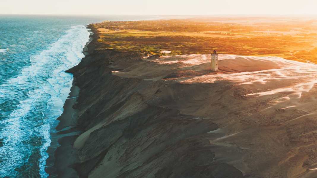 Special lighthouses: Rubjerg Knude – fleeing from the sea