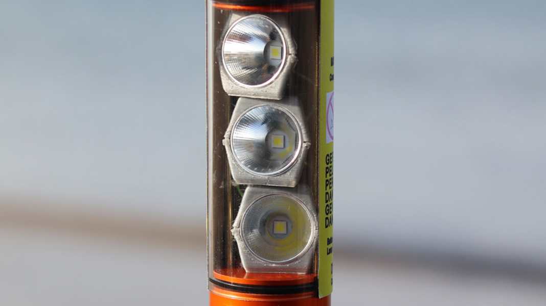 Alternative à la pyrotechnie : torche à main LED super lumineuse