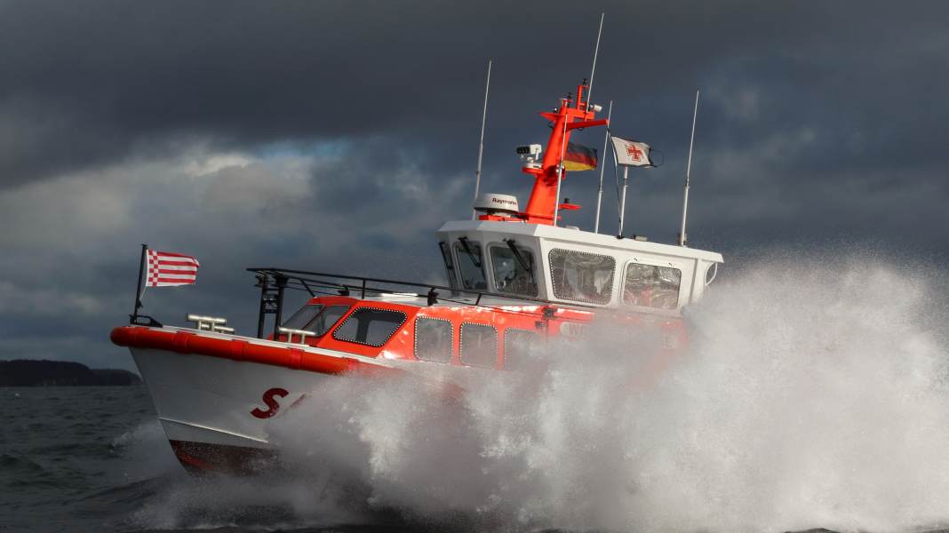 Sauvetage en mer dans le Salzhaff : une ancre s'est détachée sous l'effet de vents violents, un navigateur solitaire a été secouru