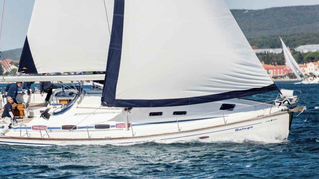 Insurance: Schomacker extends cover for charter crews