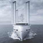 Frachtschiff mit Segeln erreicht knapp 15 Knoten - und spart dabei