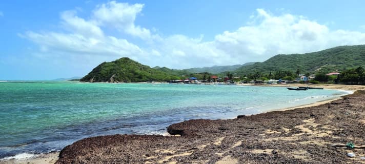 The shallow lagoon of Buen Hombre offers not only freestylers, but also beginners and intermediates the opportunity to practise safely and undisturbed.