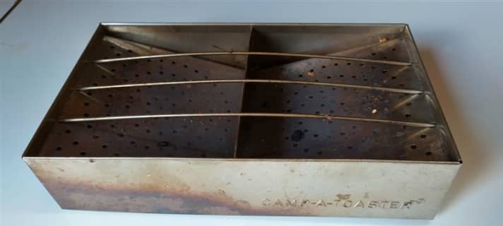 Toasting without a toaster, thanks to this attachment for the hob