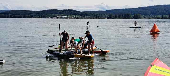 Nicht nur trockene Technik, auch Spaß auf dem Wasser