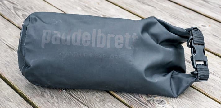 Wasserdichter Packsack von Paddelbrett