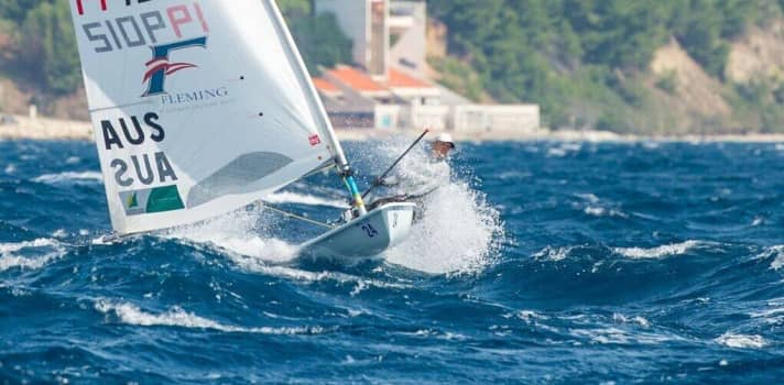   Der Australier Matthew Wearn in einer Szene am Samstag. Er liegt vor seinem Landsmann und Olympiasieger Tom Burton auf Platz zwei