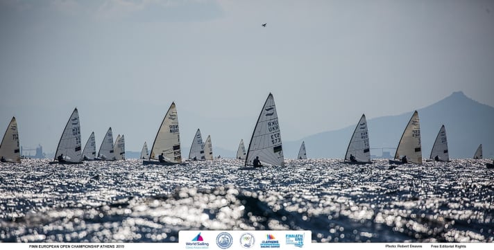   La classe Finn a été retirée du programme pour les Jeux olympiques de 2024. Ses navigateurs continuent de se battre pour revenir